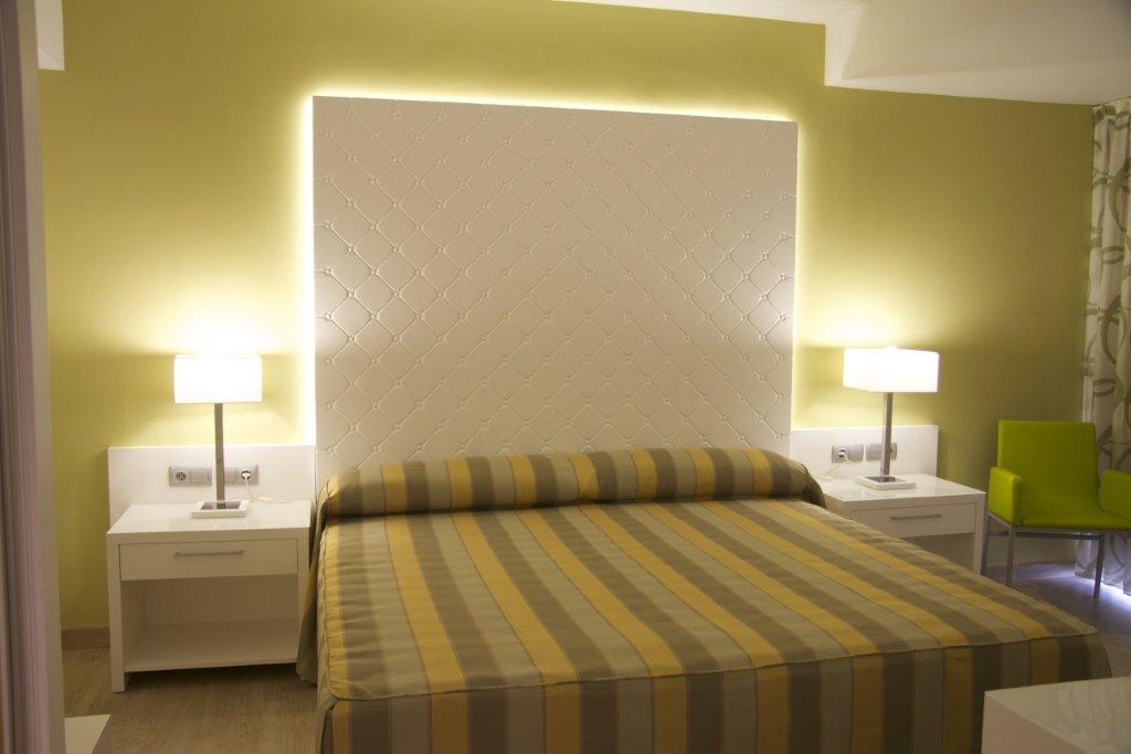 Riviera Beachotel - Adults Recommended 베니돔 외부 사진